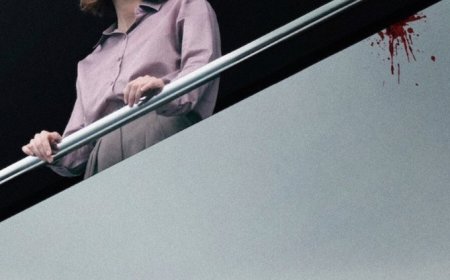 Download The Woman in Cabin 10 (2025)