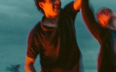 Download Urchin (2025)